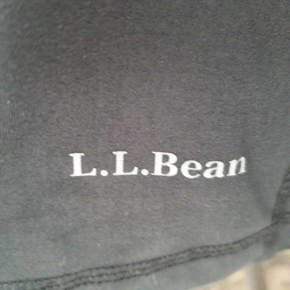LL Bean Black Polyester and Spandex Sporty Hoodie - Picture 2 of 12